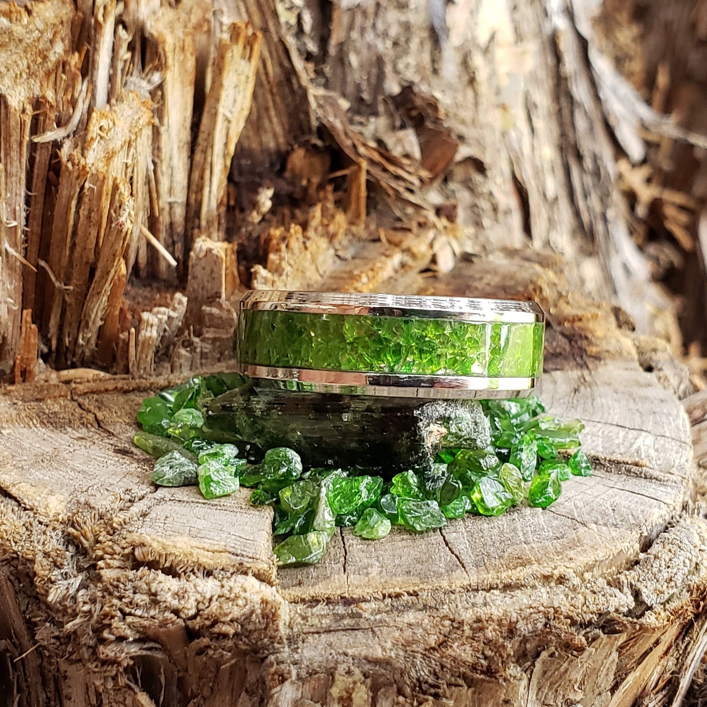 Charged Ring - Diopside Crystal Inlay, Tungsten Titanium Ceramic, Men Women, Wedding Ring, His Hers Promise, Engagement Ring 8mm 6mm