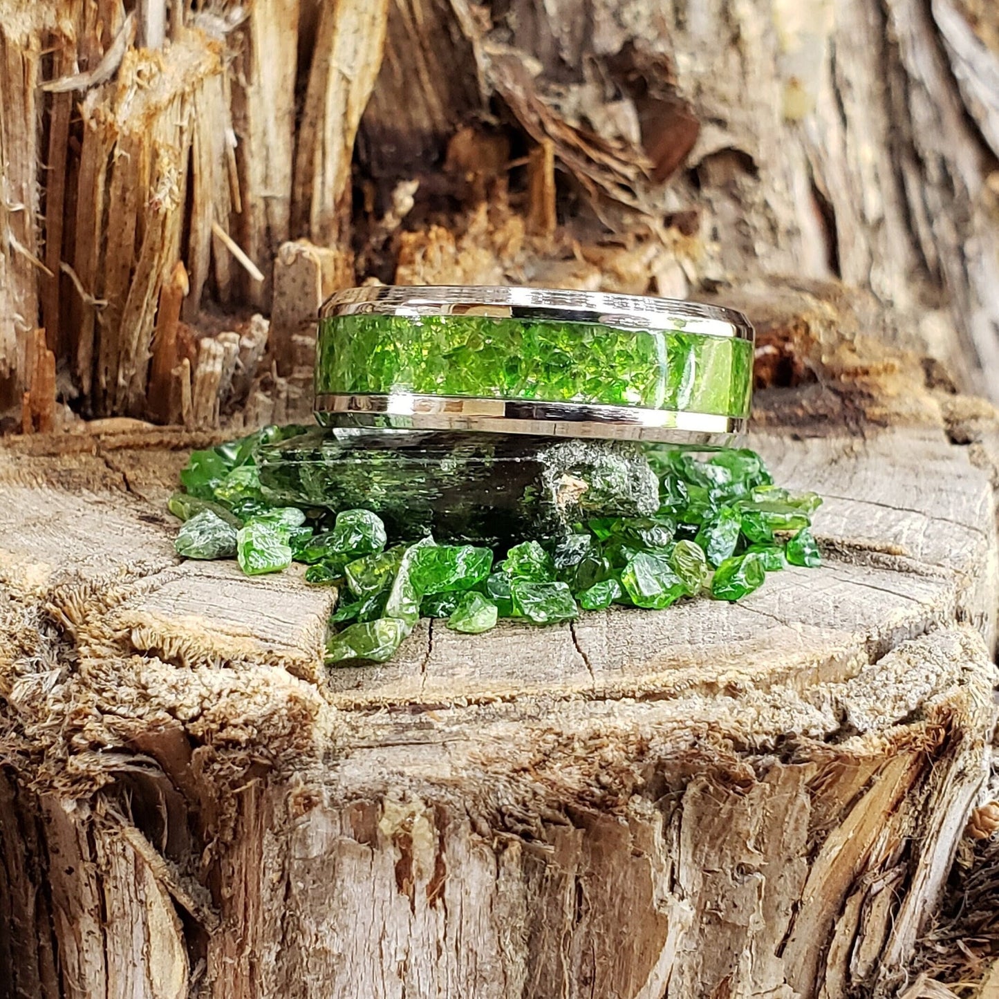 Charged Ring - Diopside Crystal Inlay, Tungsten Titanium Ceramic, Men Women, Wedding Ring, His Hers Promise, Engagement Ring 8mm 6mm
