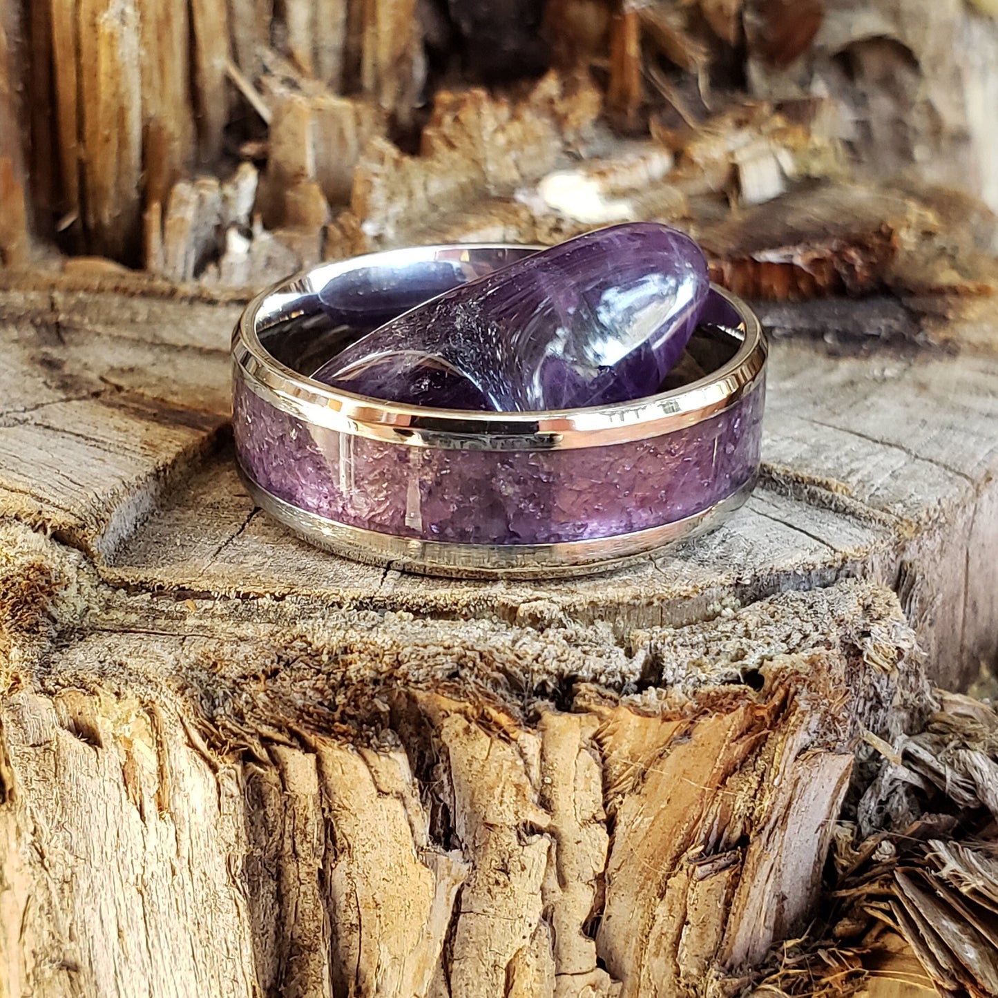Serenity Ring - Amethyst Crystal Inlay, Tungsten Titanium Ceramic, Men Women, Wedding Ring, His Hers Promise, Engagement Ring 8mm 6mm